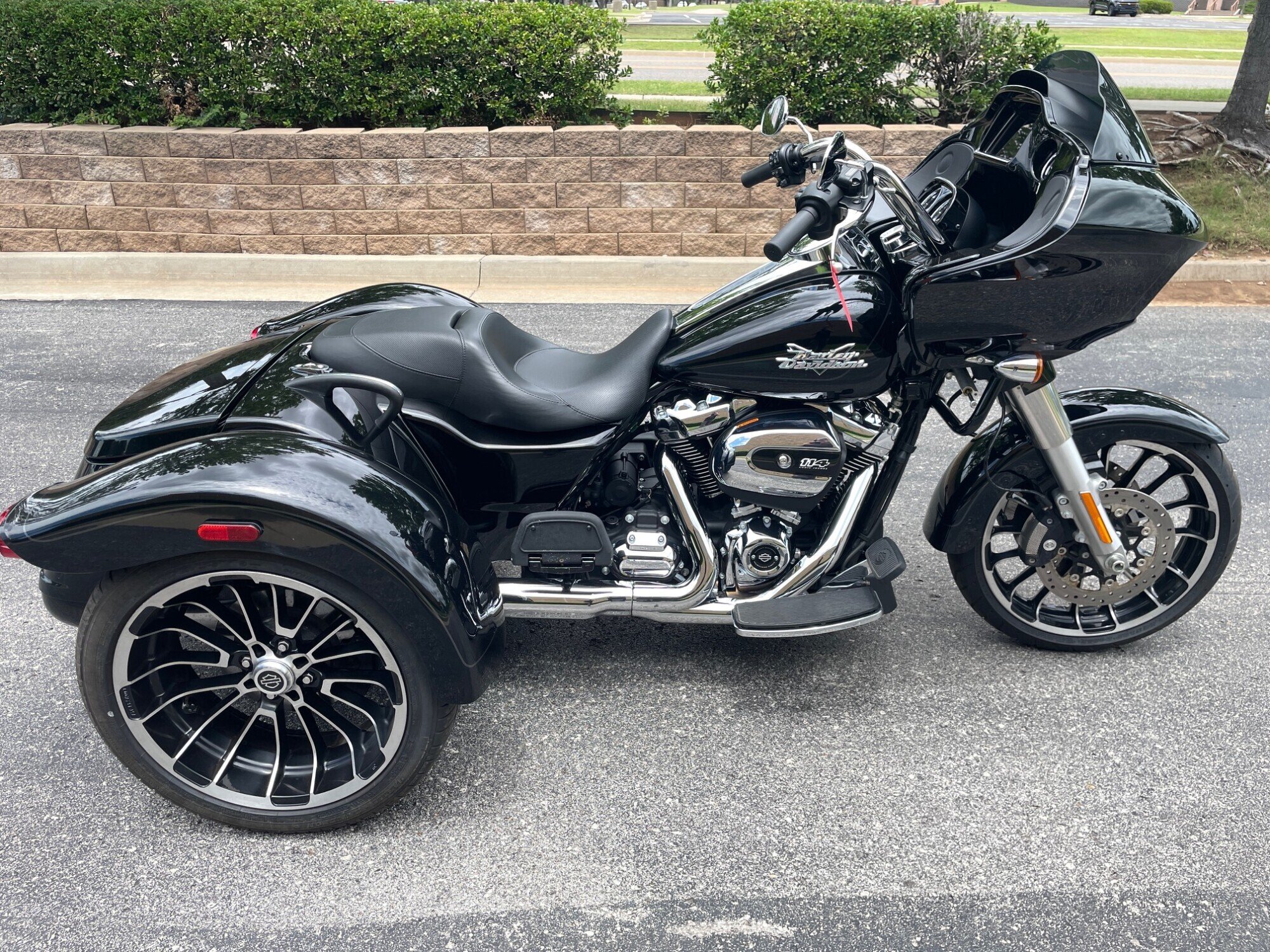 2025 Harley-Davidson Trike Road Glide 3