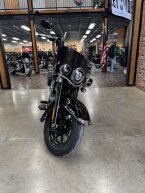 Thumbnail Photo 5 for New 2025 Harley-Davidson Softail