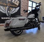 Thumbnail Photo 2 for New 2025 Harley-Davidson Touring Road Glide