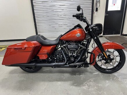 Photo 1 for New 2025 Harley-Davidson Touring Road King Special