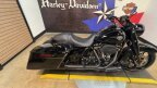 Thumbnail Photo 3 for 2025 Harley-Davidson Touring Road King Special