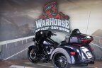 Thumbnail Photo 2 for New 2025 Harley-Davidson Trike Tri Glide Ultra
