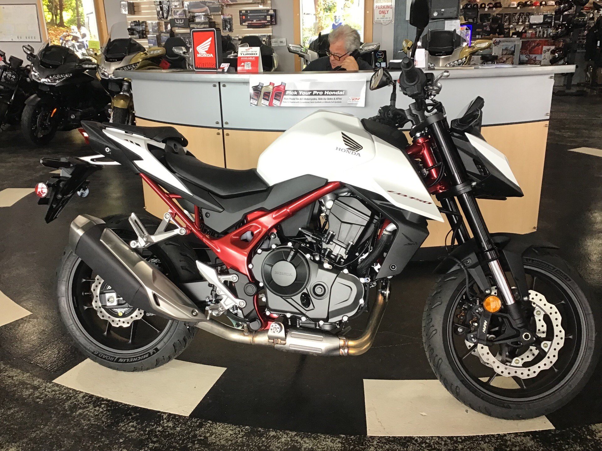 New 2025 Honda CB750 Hornet