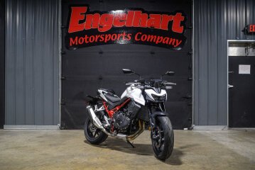New 2025 Honda CB750 Hornet