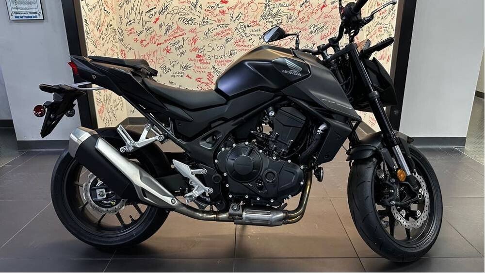 New 2025 Honda CB750 Hornet