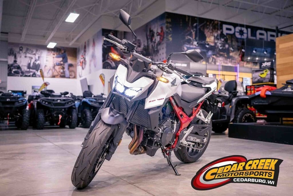 2025 Honda CB750 Hornet