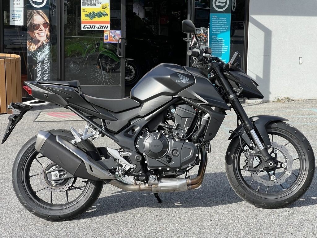 2025 Honda CB750 Hornet