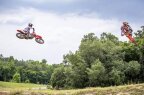 Thumbnail Photo 2 for New 2025 Honda CRF450R WE
