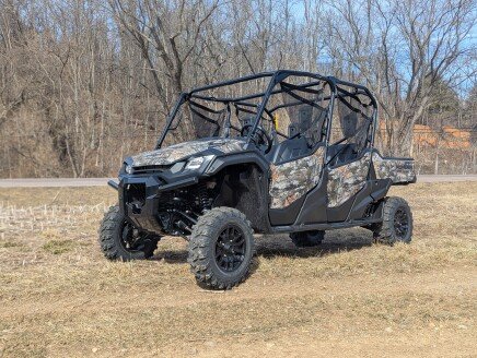 Photo 1 for New 2025 Honda Pioneer 1000 6 Deluxe Crew