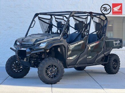 Photo 1 for New 2025 Honda Pioneer 1000 6 Deluxe Crew