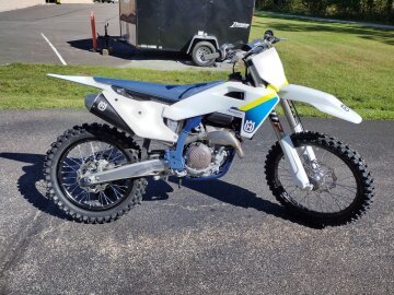 New 2025 Husqvarna FC250