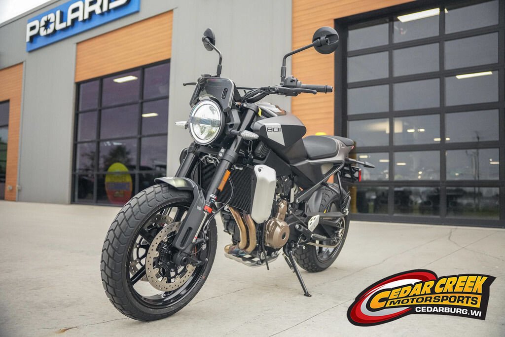2025 Husqvarna Svartpilen