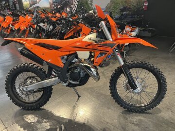 New 2025 KTM 150XC-W