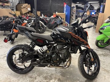 New 2025 KTM 250 Duke