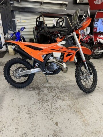 New 2025 KTM 250XC-W