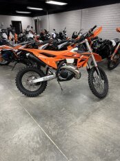 New 2025 KTM 250XC-W