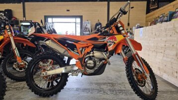 New 2025 KTM 450SX-F