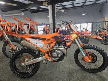 New 2025 KTM 450SX-F