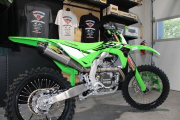 New 2025 Kawasaki KX450 SR