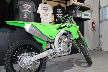 New 2025 Kawasaki KX450
