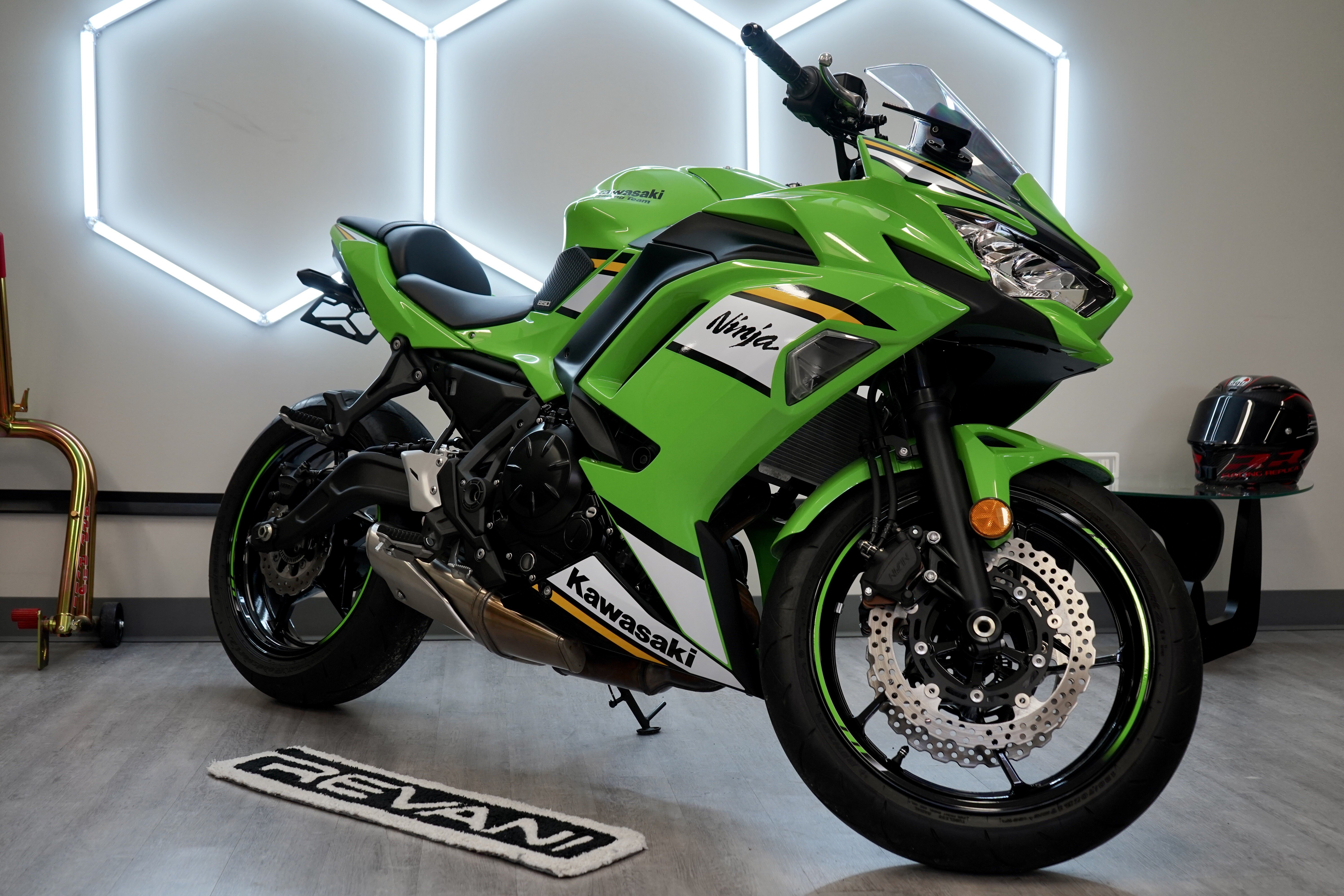 2025 Kawasaki Ninja 650