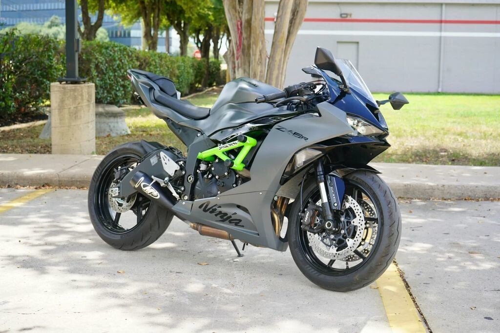 2018 Kawasaki Ninja ZX-6R ABS KRT Edition Specifications, Photos