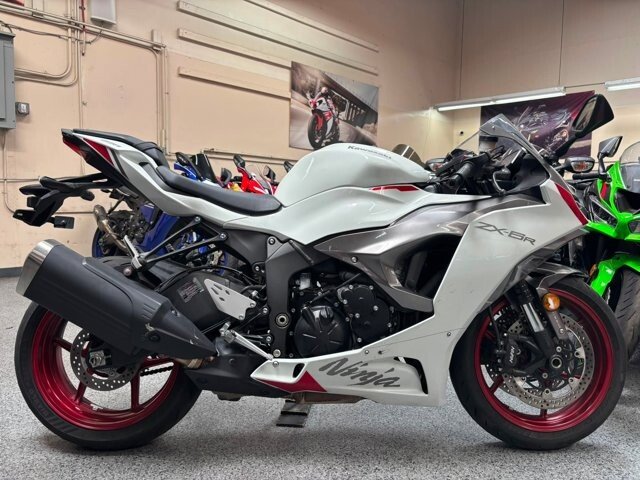 2018 Kawasaki Ninja ZX-6R Base Specifications, Photos, and Model Info