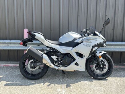 Photo 1 for New 2025 Kawasaki Ninja 500 ABS