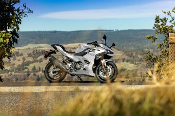 New 2025 Kawasaki Ninja 500