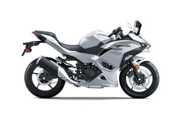 New 2025 Kawasaki Ninja 500