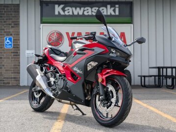 New 2025 Kawasaki Ninja 500 ABS