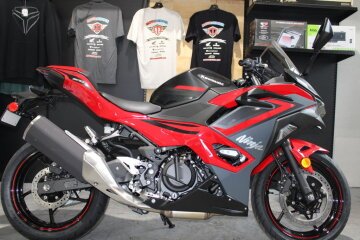 New 2025 Kawasaki Ninja 500 ABS