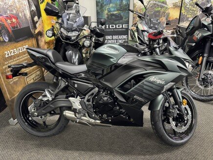 Photo 1 for New 2025 Kawasaki Ninja 650