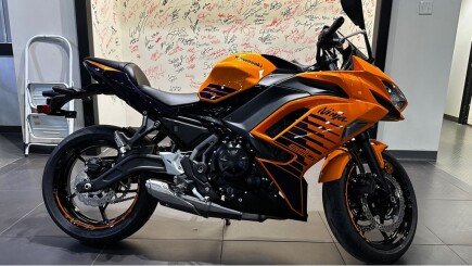 Photo 1 for New 2025 Kawasaki Ninja 650