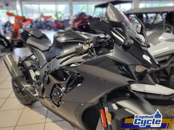 New 2025 Kawasaki Ninja ZX-10R ABS