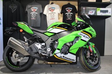New 2025 Kawasaki Ninja ZX-10R ABS