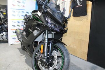New 2025 Kawasaki Ninja ZX-10RR