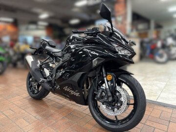 New 2025 Kawasaki Ninja ZX-4R ABS