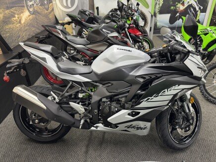 Photo 1 for New 2025 Kawasaki Ninja ZX-4RR