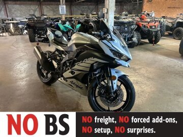 New 2025 Kawasaki Ninja ZX-4RR ABS