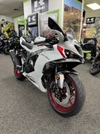 Thumbnail Photo 1 for New 2025 Kawasaki Ninja ZX-6R