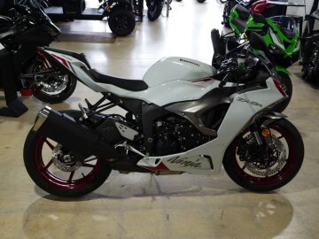 New 2025 Kawasaki Ninja ZX-6R