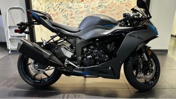 New 2025 Kawasaki Ninja ZX-6R