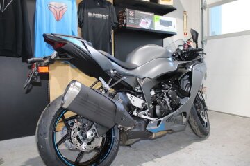 New 2025 Kawasaki Ninja ZX-6R