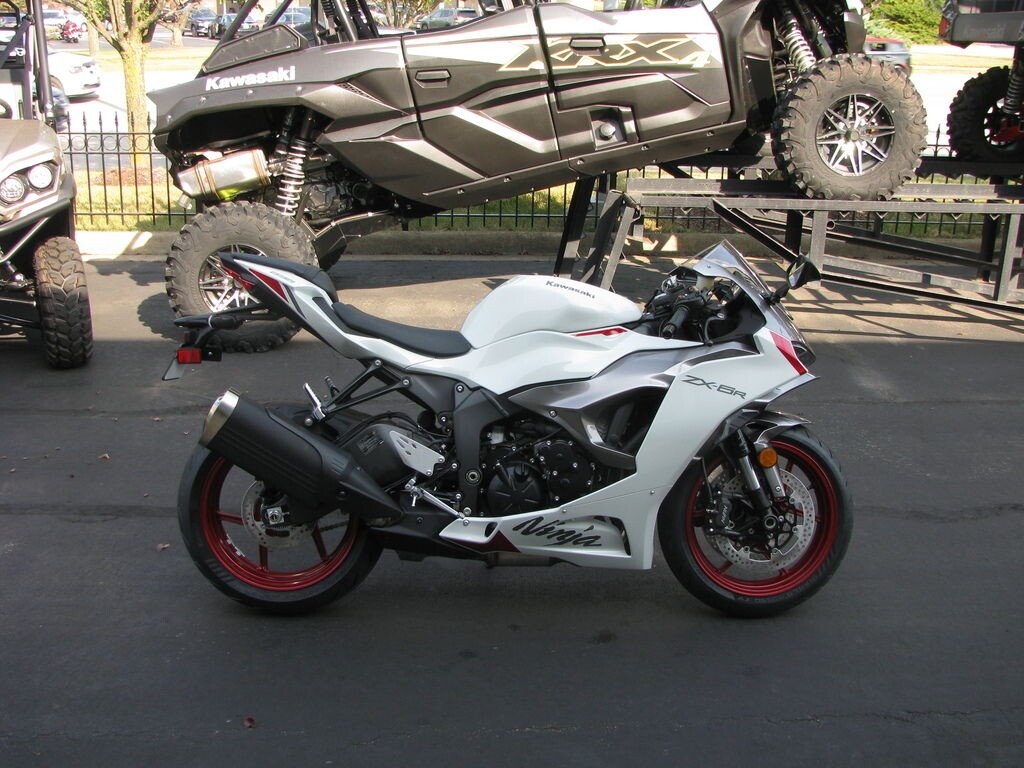 ミイ Exploring Superbike Riding with Jet Lee in the Philippines | TikTok