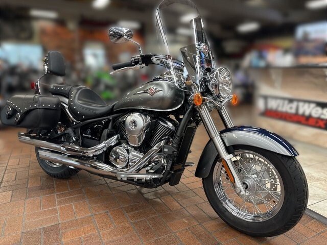 New 2025 Kawasaki Vulcan 900 Classic LT