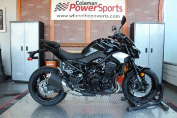 New 2025 Kawasaki Z900 ABS