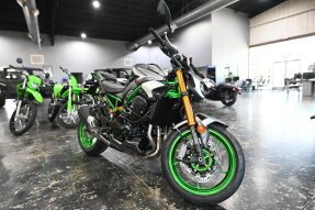 New 2025 Kawasaki Z900 SE ABS