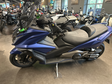 New 2025 Kymco AK 550
