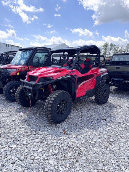 Photo 1 for New 2025 Polaris General